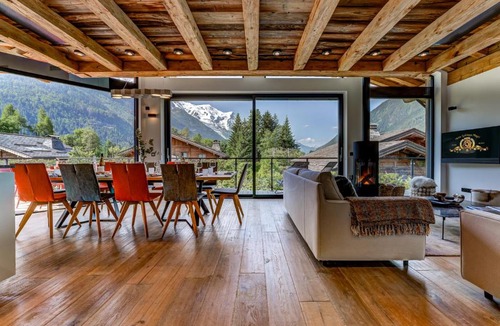 Les Tines Ski Chalet | Chalet Red Fox