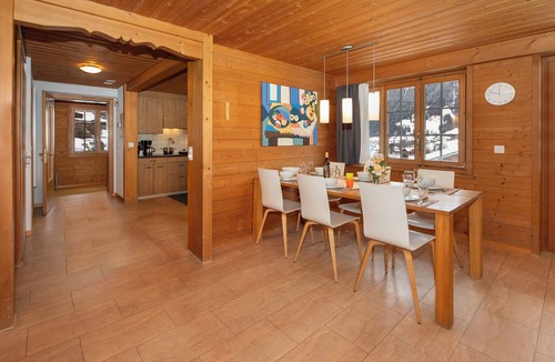 Grindelwald House | Chalet Reinhysi by Interhome