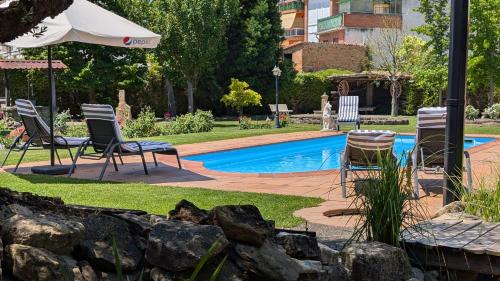Anguciana House | Chalet relax con piscina en La Rioja