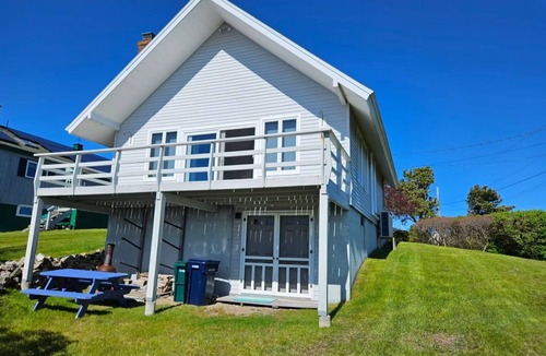 Biddeford Ski Chalet | Chalet Rental, Biddeford Pool Maine