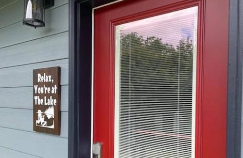 Tonasket Ski Chalet | Chalet Retreat on Spectacle Lake