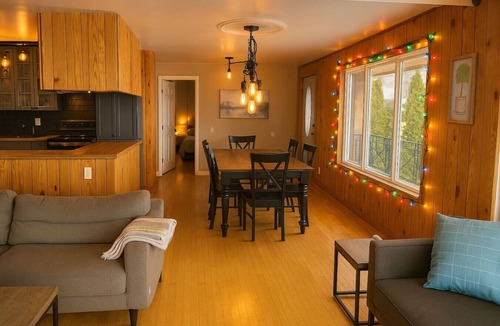 Grenville-sur-la-Rouge Cottage | Chalet RiverSide - Waterfront | SPA