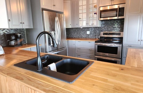 Grenville-sur-la-Rouge Cottage | Chalet RiverSide - Waterfront | SPA