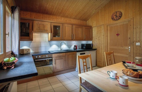 La Chapelle-d'Abondance Ski Chalet | Chalet Rochamour - mountain holiday for 14 with spa - OVO Network