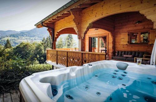 Saint-Jean-dʼAulps Ski Chalet | Chalet Roche de Pierre - OVO Network