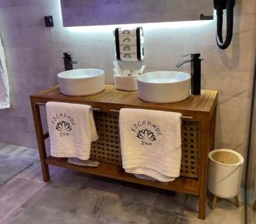 Saint-Gilles-de-Cretot Ski Chalet | Chalet romantique avec spa et sauna privés