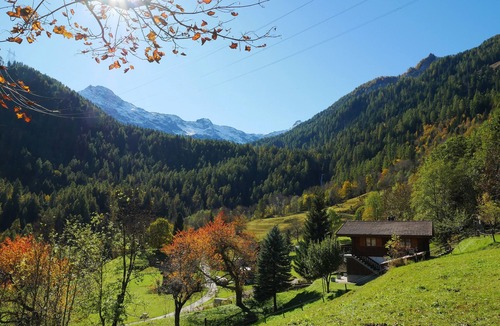 Dalpe Apartment | Chalet Romantica: Private Garden and Relaxation at 1,200m