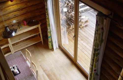 Saint-Martin-la-Sauvete House | Chalet rustique avec poêle à bois - 3 pers, animaux admis - FR-1-496-187