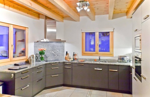 Vex Ski Chalet | Chalet, sauna, terrace, balcony, fireplace or stove, tv, ski locker, 250m², Thyon