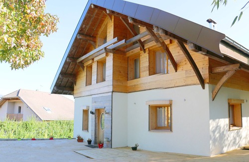 Eteaux Ski Chalet | Chalet Savoyard Balcon de Villy