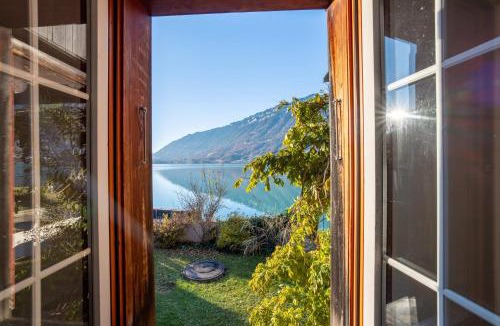 Iseltwald Apartment | Chalet Seehus Iseltwald