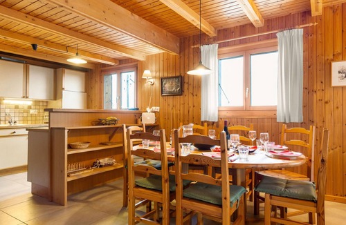 Val d'Illiez House | Chalet Seravalle by Interhome