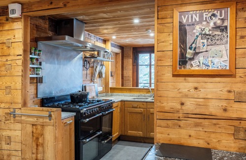 Saint-Jean-de-Sixt Ski Chalet | Chalet-Sixtine