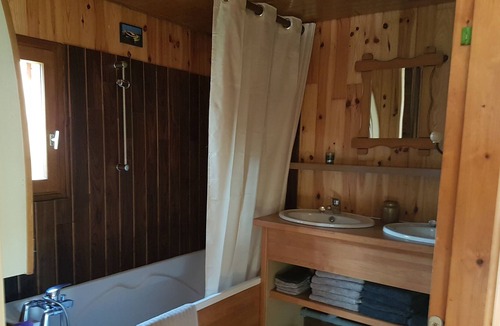 Anla Ski Chalet | Chalet sleeps 10 Trout fishing closed