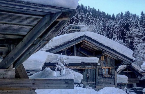 Montriond Ski Chalet | Chalet sleeps 15