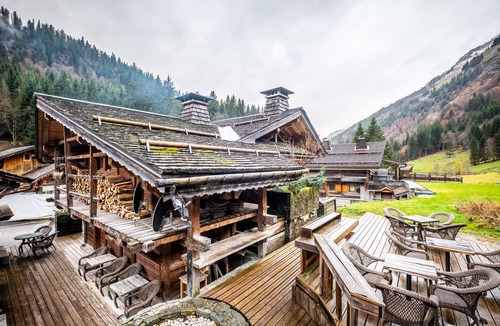 Montriond Ski Chalet | Chalet sleeps 15