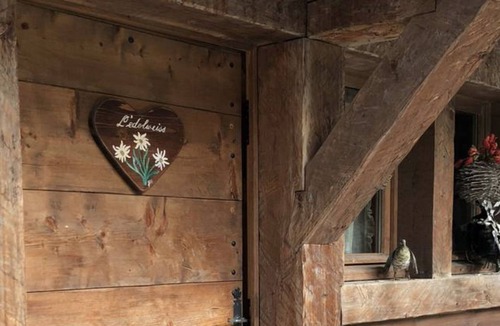 Montriond Ski Chalet | Chalet sleeps 15
