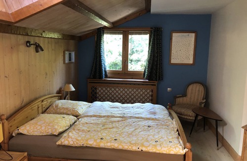Seez Ski Chalet | Chalet sleeps 8