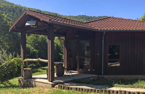 Alzon Ski Chalet | Chalet Soie in the Cévennes with terrace