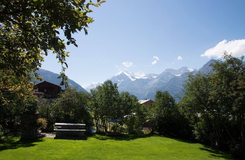 Graechen Apartment | Chalet Soldanella vacation apartment 2nd floor south east 4*S