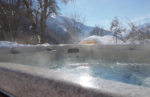 Vaujany Bed & Breakfast | Chalet Solneige