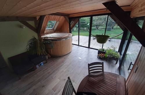 Rosheim Ski Chalet | Chalet & spa in the forest