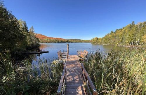 Saint-Gabriel-de-Rimouski Ski Chalet | Chalet Spa - La Détente au Mont-Comi