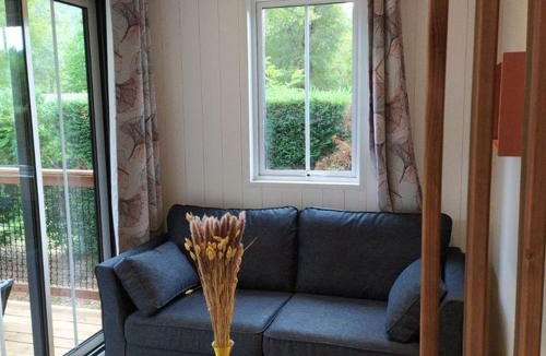Saint Maime Other | Chalet spacieux avec terrasse pour 6 personnes - API-1-52-482