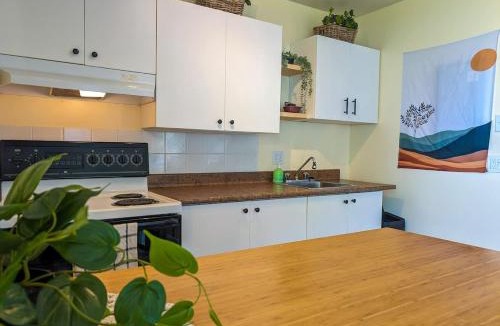 Cap-Saint-Ignace Ski Chalet | Chalet Studio #1 Waterfront with Spa Fireplace & Wifi