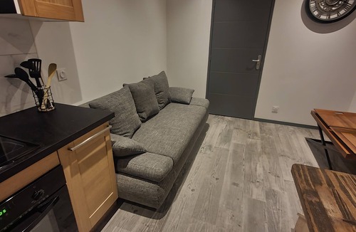 Gilly-sur-Isere Apartment | Chalet-style apartment.