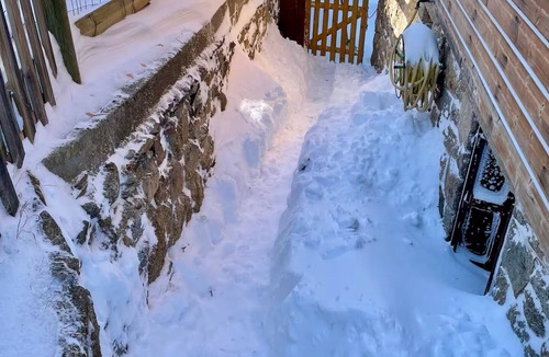 Egat Apartment | Chalet style apartment - edge of the forest - 6 people - 4km from Font Romeu