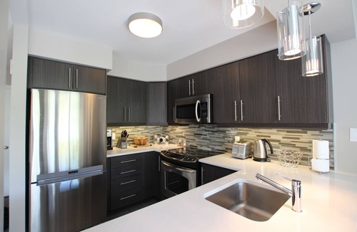 The Blue Mountains Condo | Chalet Styled Townhome, Very Clean, Great Condition.