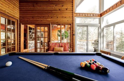 Sainte-Agathe-des-Monts House | Chalet Suisse, SPA, Billard, Ski et Montagne