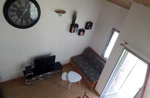 Nontron Ski Chalet | Chalet sur bord de l'eau