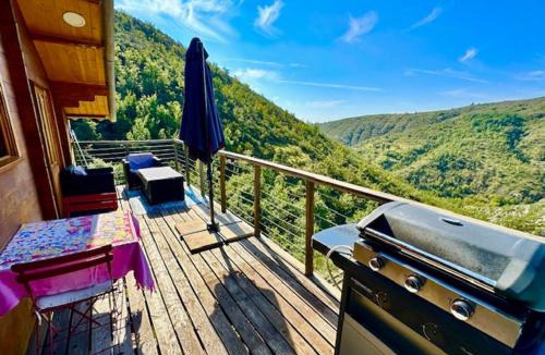 Luceram Ski Chalet | Chalet sur pilotis avec piscine privée