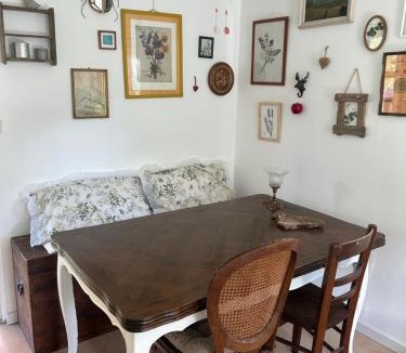 Fayet Apartment | Chalet sur terrain arboré