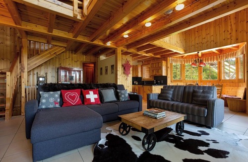 La Tzoumaz Ski Chalet | Chalet Teremok - Hot Tub & Sauna - Great for Families