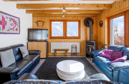 Mayens-de-Riddes Ski Chalet | Chalet Theo - Four Bedroom Chalet, Sleeps 6