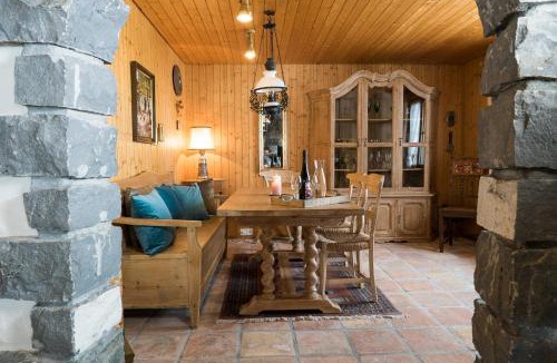 Amden House | Chalet Theresia