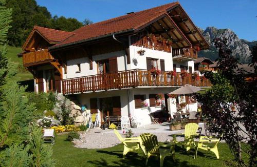 Bernex Bed & Breakfast | Chalet Titlis