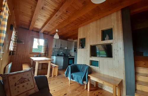 Cazeaux-de-Larboust Ski Chalet | Chalet tout bois - Luchon Valley7 minutes from the ski resorts!