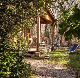Lisle-sur-Tarn Other | Chalet tout confort et petit déjeuner - formule hotelière