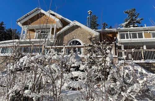 Greater Madawaska House | Chalet | Trailhead Lake House
