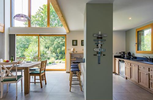 La Foret-Fouesnant Ski Chalet | Chalet Ty Coat by Interhome