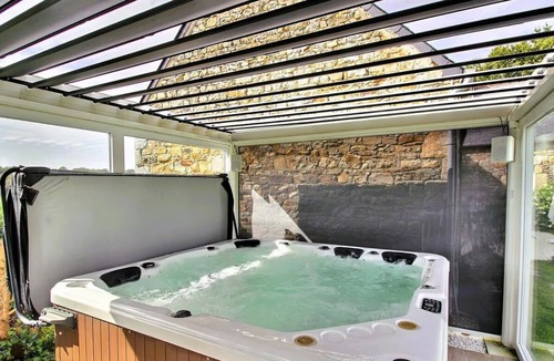 Plouegat-Moysan Ski Chalet | Chalet Ty Koad