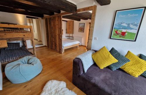 Icogne Ski Chalet | Chalet typique proche Crans Montana