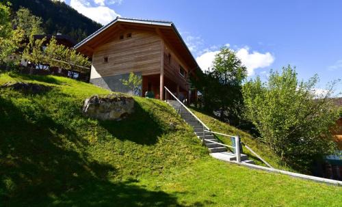 Chalais House | Chalet Tzarbonire