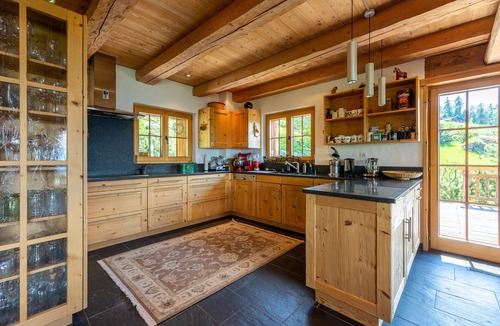 Nendaz Ski Chalet | Chalet Valkyria superbe ski-in ski-out