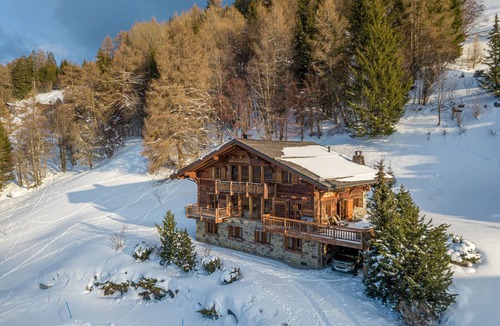 Nendaz Ski Chalet | Chalet Valkyria superbe ski-in ski-out