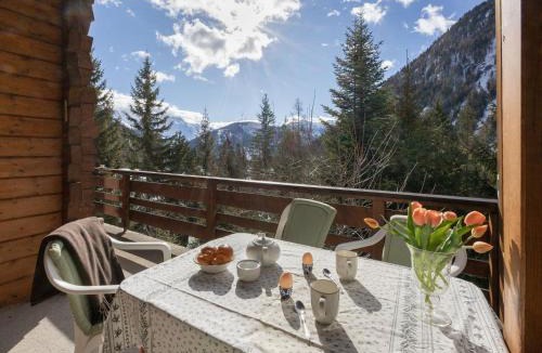 Champex-Lac Ski Chalet | Chalet Veni- Vidi- Mansi by Interhome
